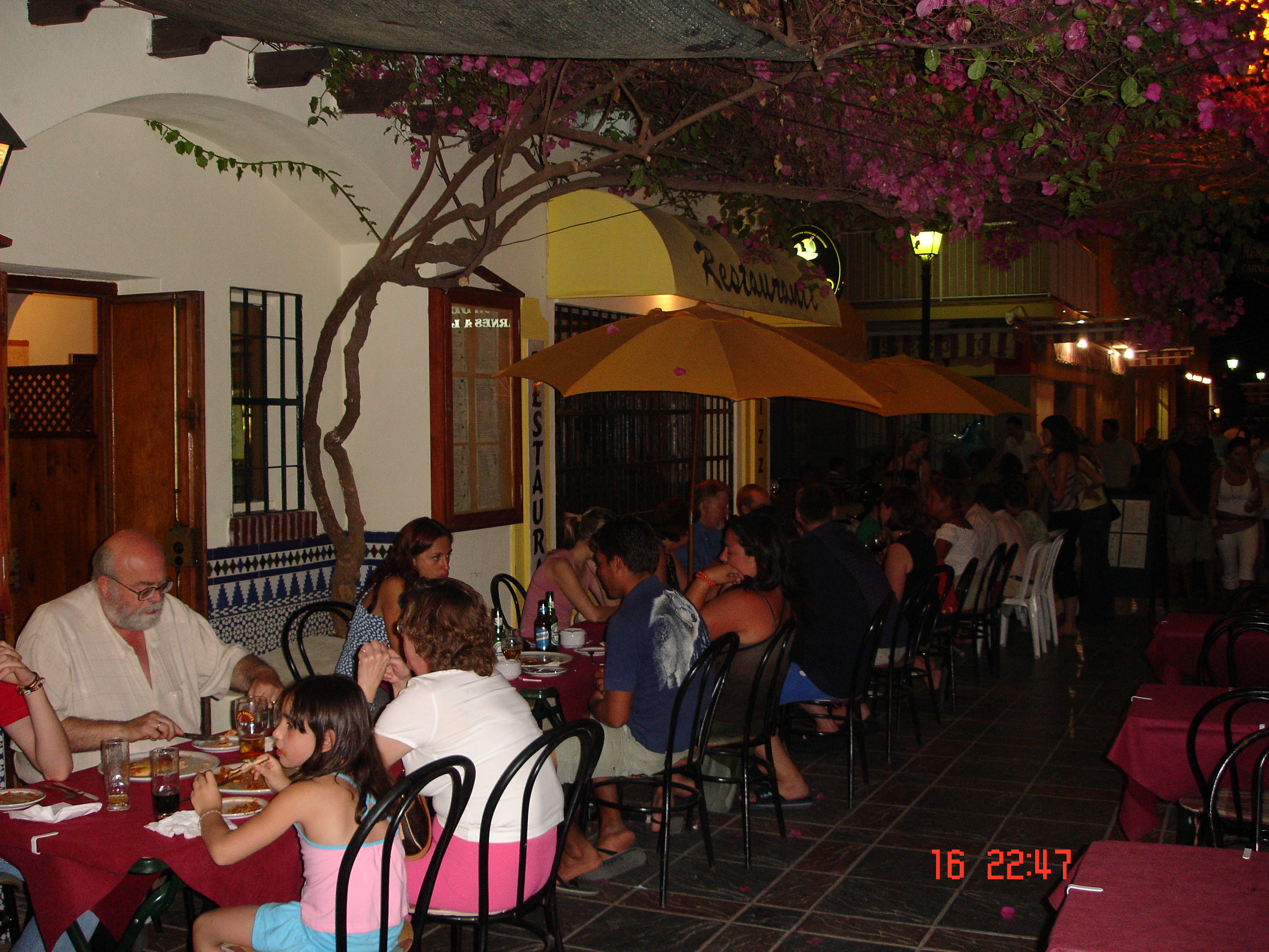 En los Boliches Pizzeria Paloma